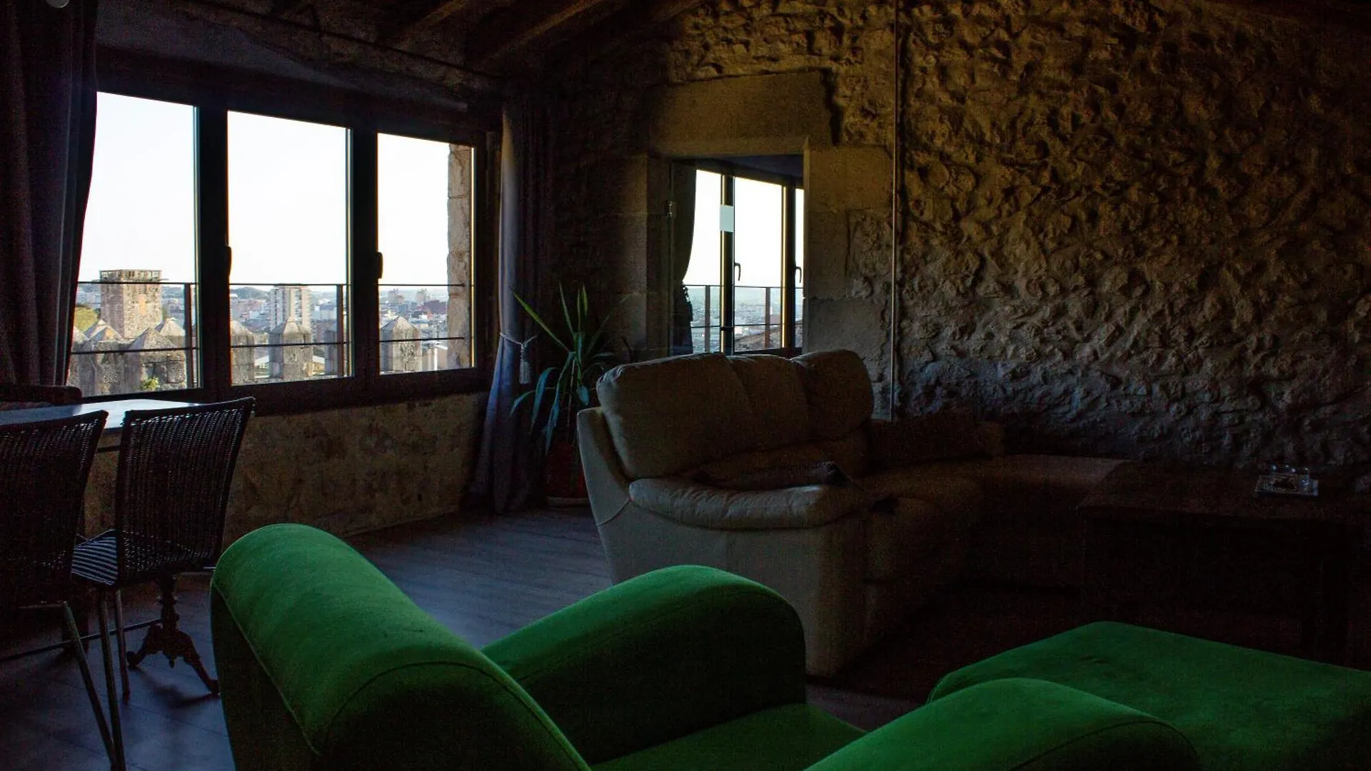 As Palau Dels Alemanys Suites Boutique Monument Girona Lejlighedshotel