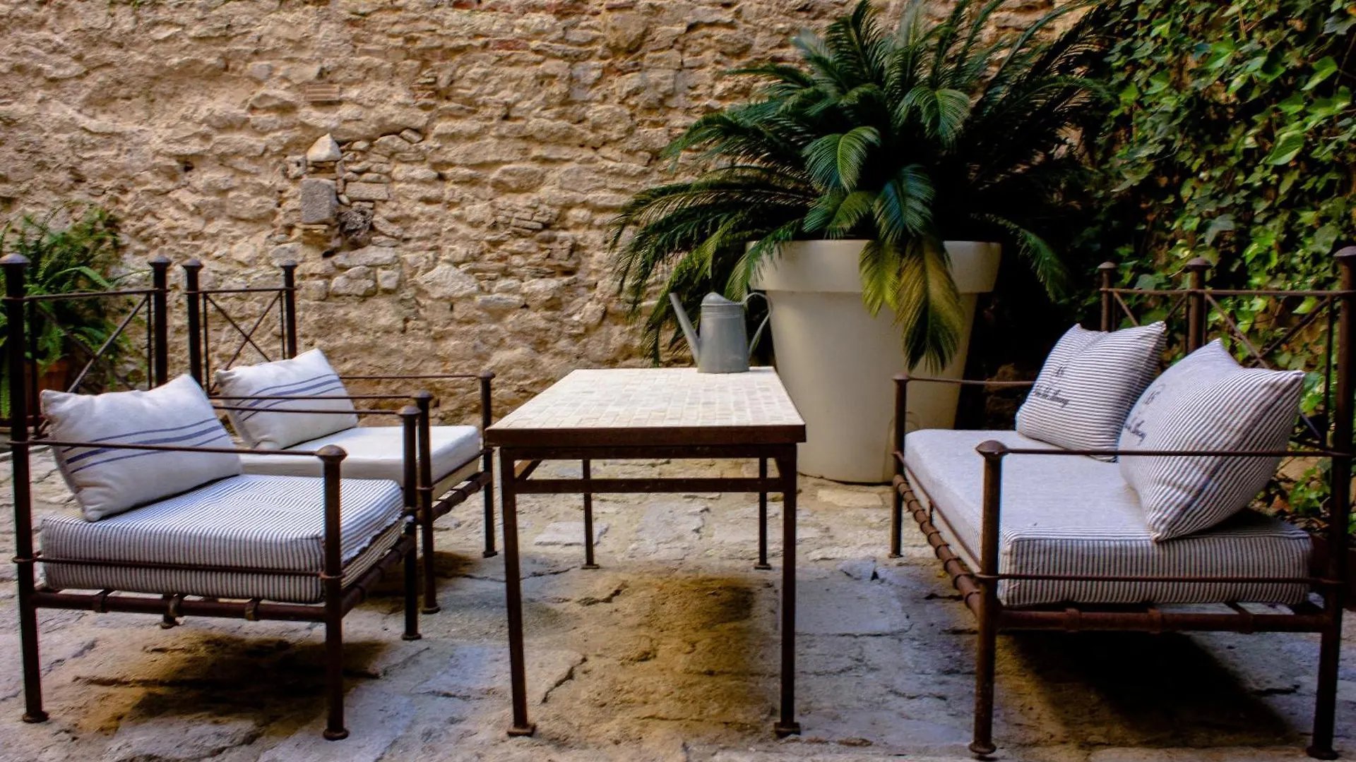 As Palau Dels Alemanys Suites Boutique Monument Girona 3*,