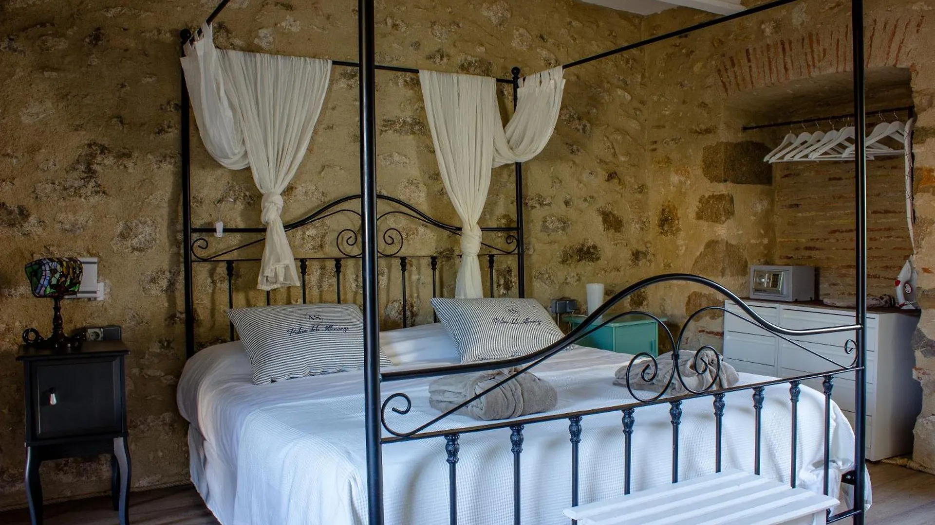 As Palau Dels Alemanys Suites Boutique Monument Girona