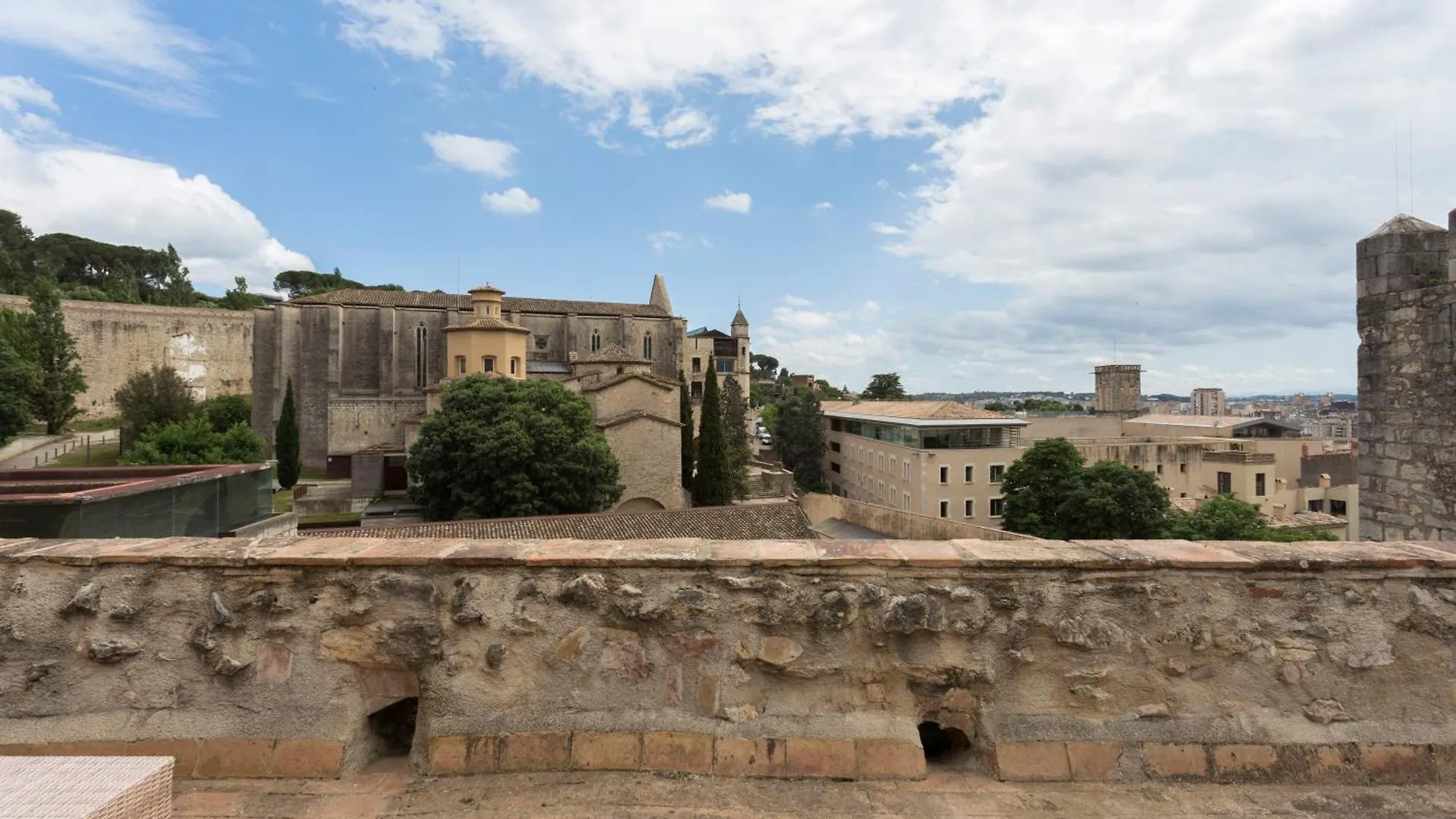 Lägenhetshotell As Palau Dels Alemanys Suites Boutique Monument Girona