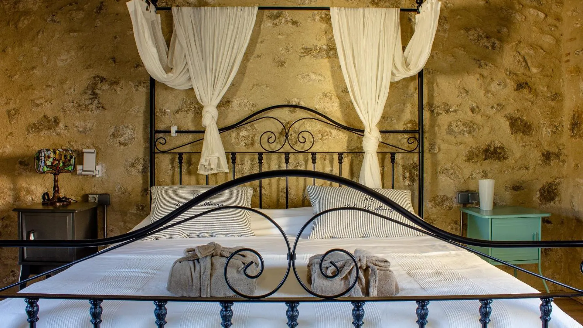 Lägenhetshotell As Palau Dels Alemanys Suites Boutique Monument Girona